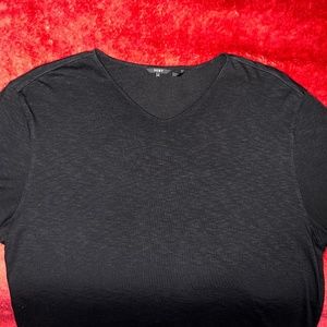 DKNY Men’s V-Neck XL Shirt